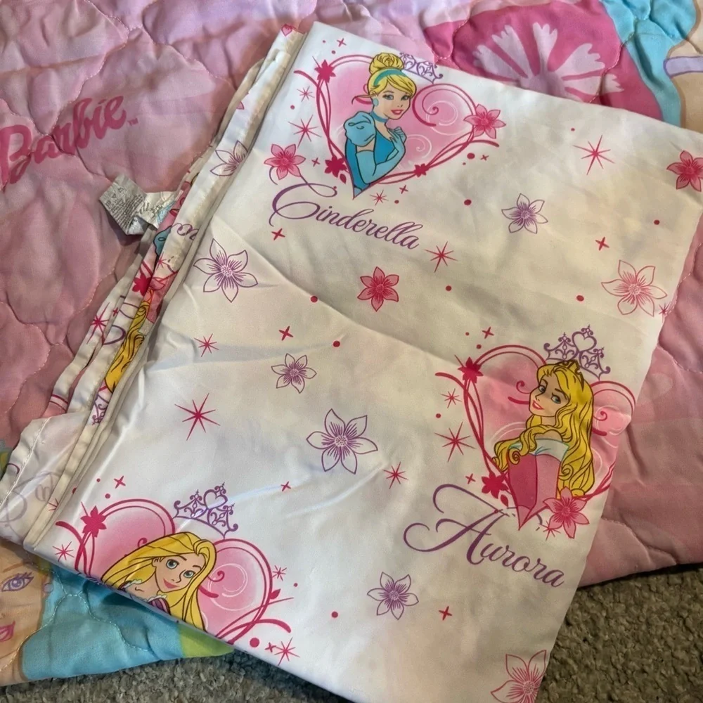 Vintage 1991 Dan River Pink Barbie Toddler Blanket Comforter Bedding 42x58